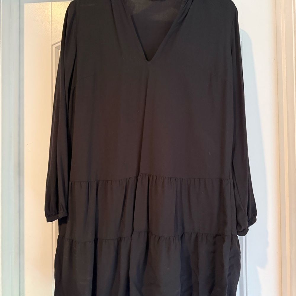 GAP Black Tiered V-Neck Tunic